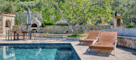 5 bedrooms Villa in Budva, Montenegro No. 354 10