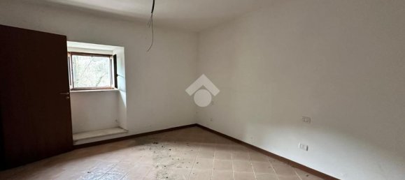 4-Zimmer Haus in Foligno, Italy, Nr. 107161 4