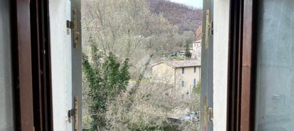 4-Zimmer Haus in Foligno, Italy, Nr. 107161 3