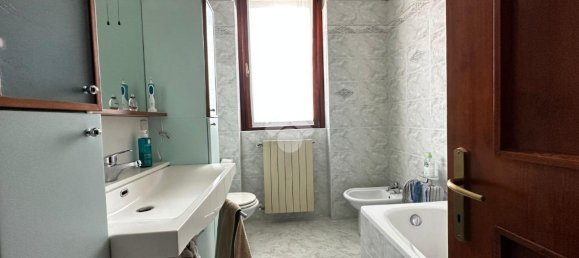 8-salle Villa à Palazzolo sull'Oglio, Italy No. 6551 36