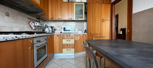 8-salle Villa à Palazzolo sull'Oglio, Italy No. 6551 42