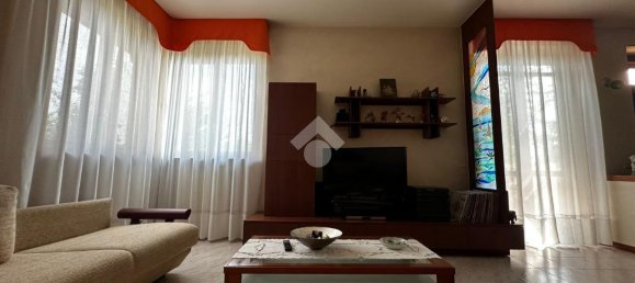 8-salle Villa à Palazzolo sull'Oglio, Italy No. 6551 28