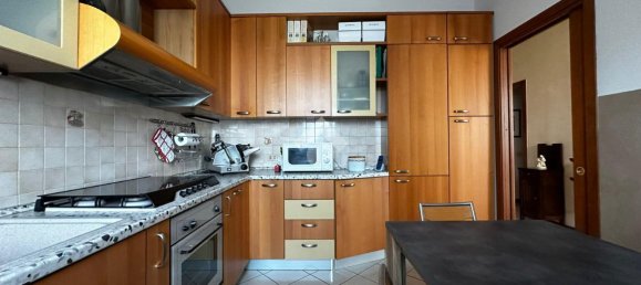 8-salle Villa à Palazzolo sull'Oglio, Italy No. 6551 8