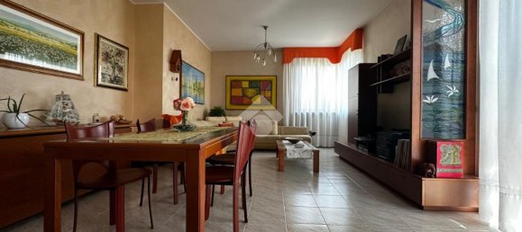 8-salle Villa à Palazzolo sull'Oglio, Italy No. 6551 44