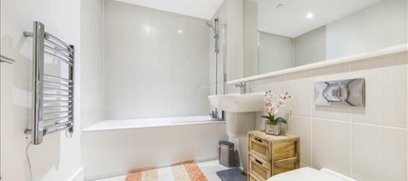 1 bedroom Apartment in Wimbledon, United Kingdom No. 7254 6