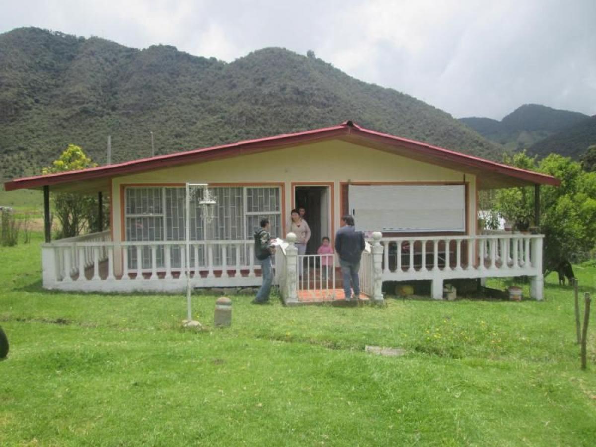 Casa T4 em Cundinamarca, Colombia N.º 4438