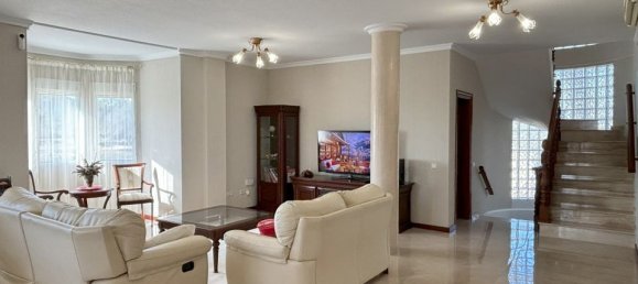 5 bedrooms House in Ciudad Quesada, Spain No. 183537 24