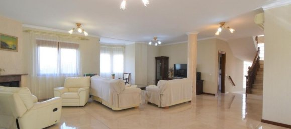 5 bedrooms House in Ciudad Quesada, Spain No. 183537 3