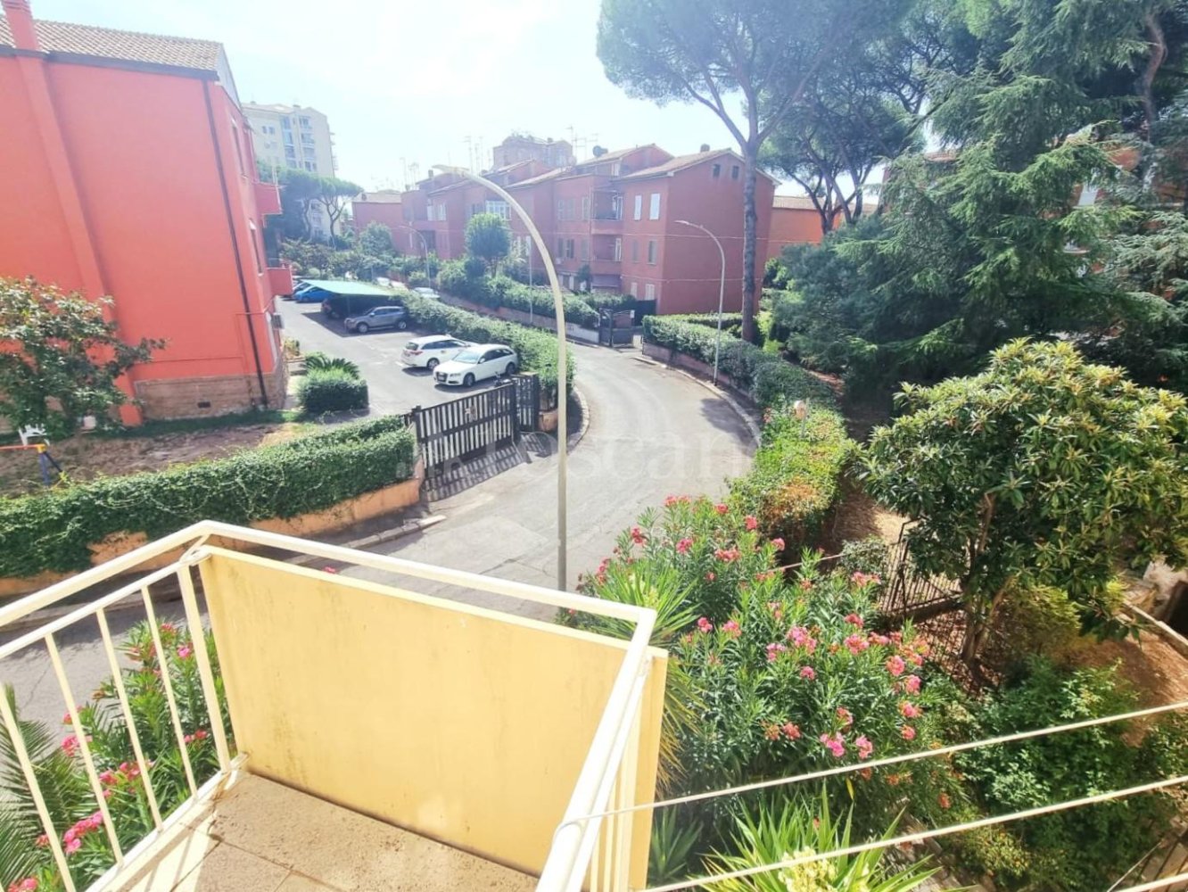 4 rooms Apartment in Rome, Italy No. 397508