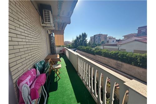 Apartamento de 1 dormitorio en Ardea, Italy No. 289482