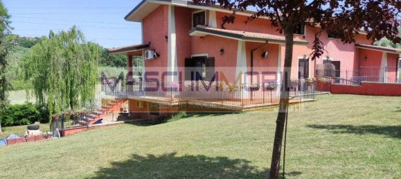 4 rooms Villa in Fiano Romano, Italy No. 34408 5