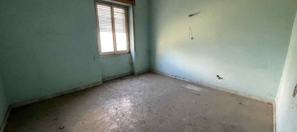 4 rooms Apartment in Montella, Italy No. 278436 8