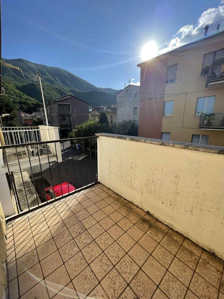 4 rooms Apartment in Montella, Italy No. 278436