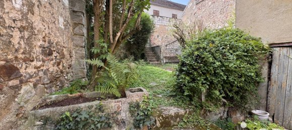 3 Schlafzimmer Haus in Pont-sur-Yonne, France, Nr. 197883 21