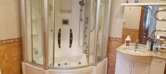 Квартира с 3 спальнями в Насиминский район, Азербайджан № 2380 2