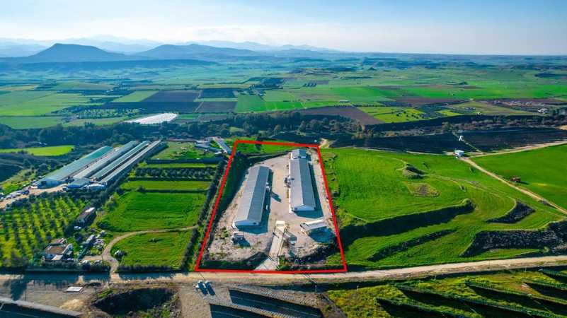 Terreno em Limassol, Cyprus 18712 m² N.º 18204