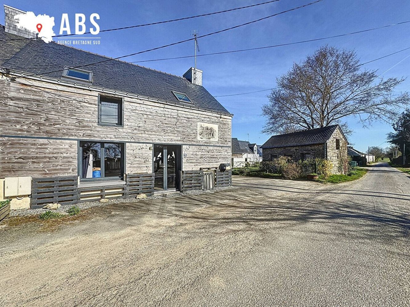 Villa de 2 dormitorios en Nivillac, France No. 201178