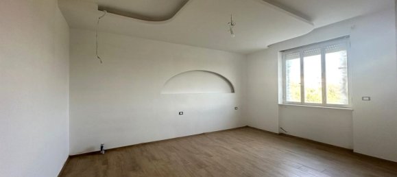 4 غرف نوم شقة في Pescara, Italy رقم 348046 6