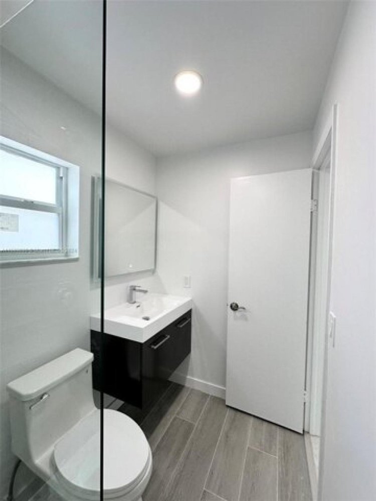 Дом с 4 спальнями в Майами-Гарденс, США № 416548