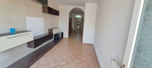 Квартира с 5 комнатами в Мельдола, Италия № 97732 6