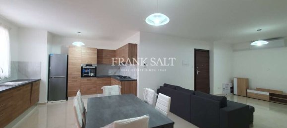 3 bedrooms Apartment in Siggiewi, Malta No. 7561 2