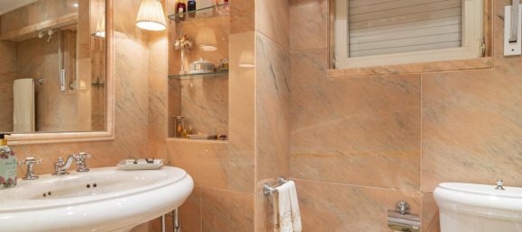 4 bedrooms Apartment in Lisbon, Portugal No. 145221 13