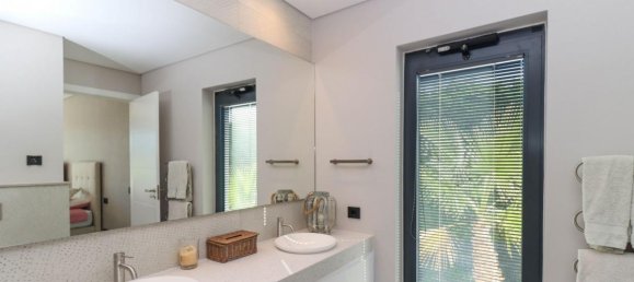 4 bedrooms Villa in Lagoa, Portugal No. 7527 8