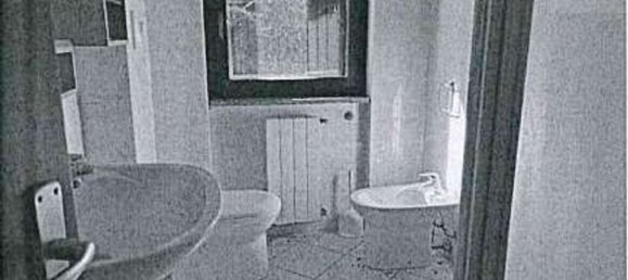 Квартира с 4 комнатами в Лардираго, Италия № 180443 2