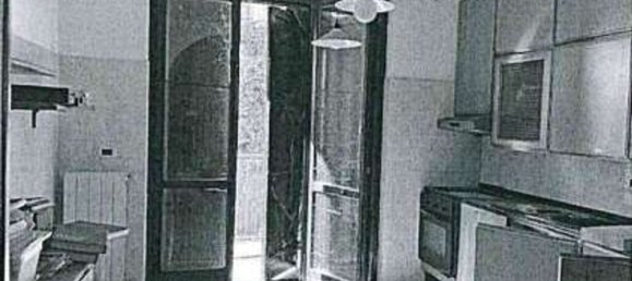 Квартира с 4 комнатами в Лардираго, Италия № 180443 12