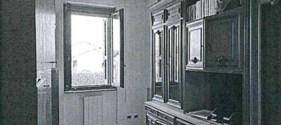 Квартира с 4 комнатами в Лардираго, Италия № 180443 3