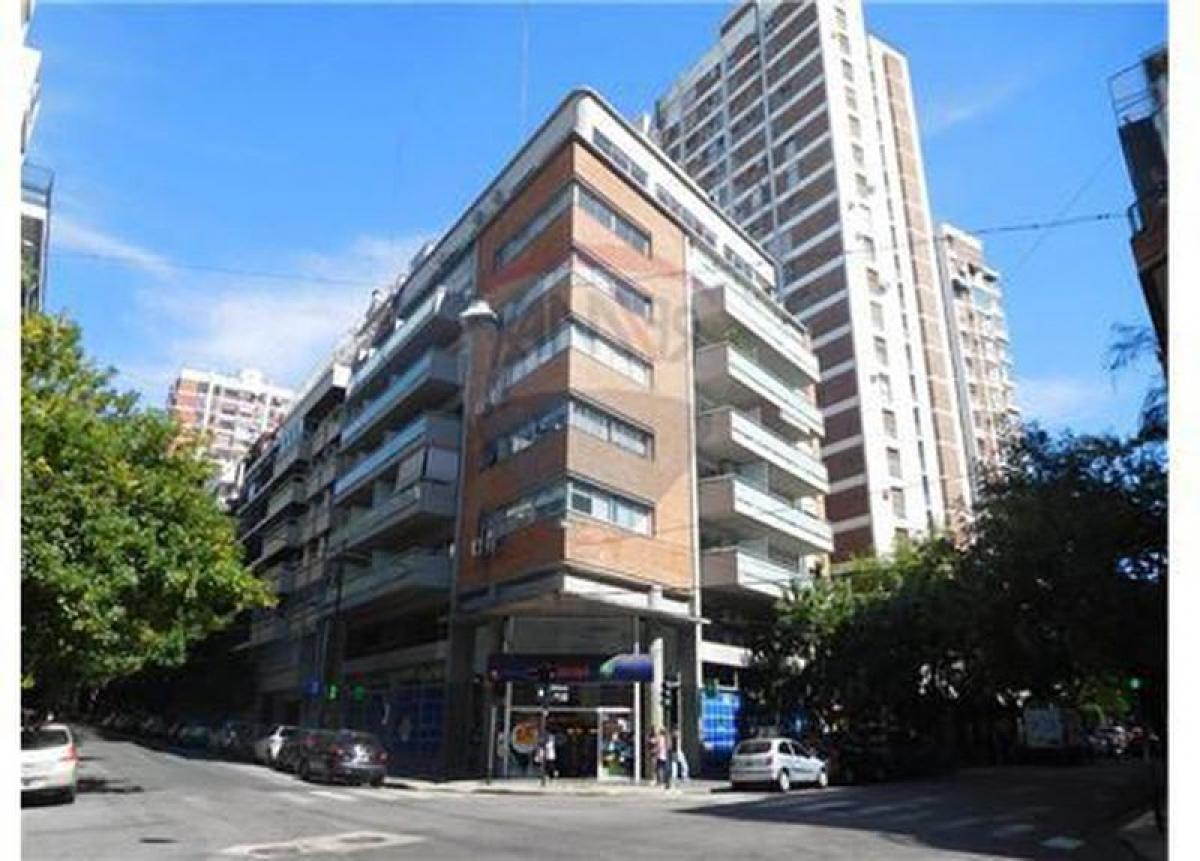3 bedrooms Apartment in Buenos Aires, Argentina No. 102191