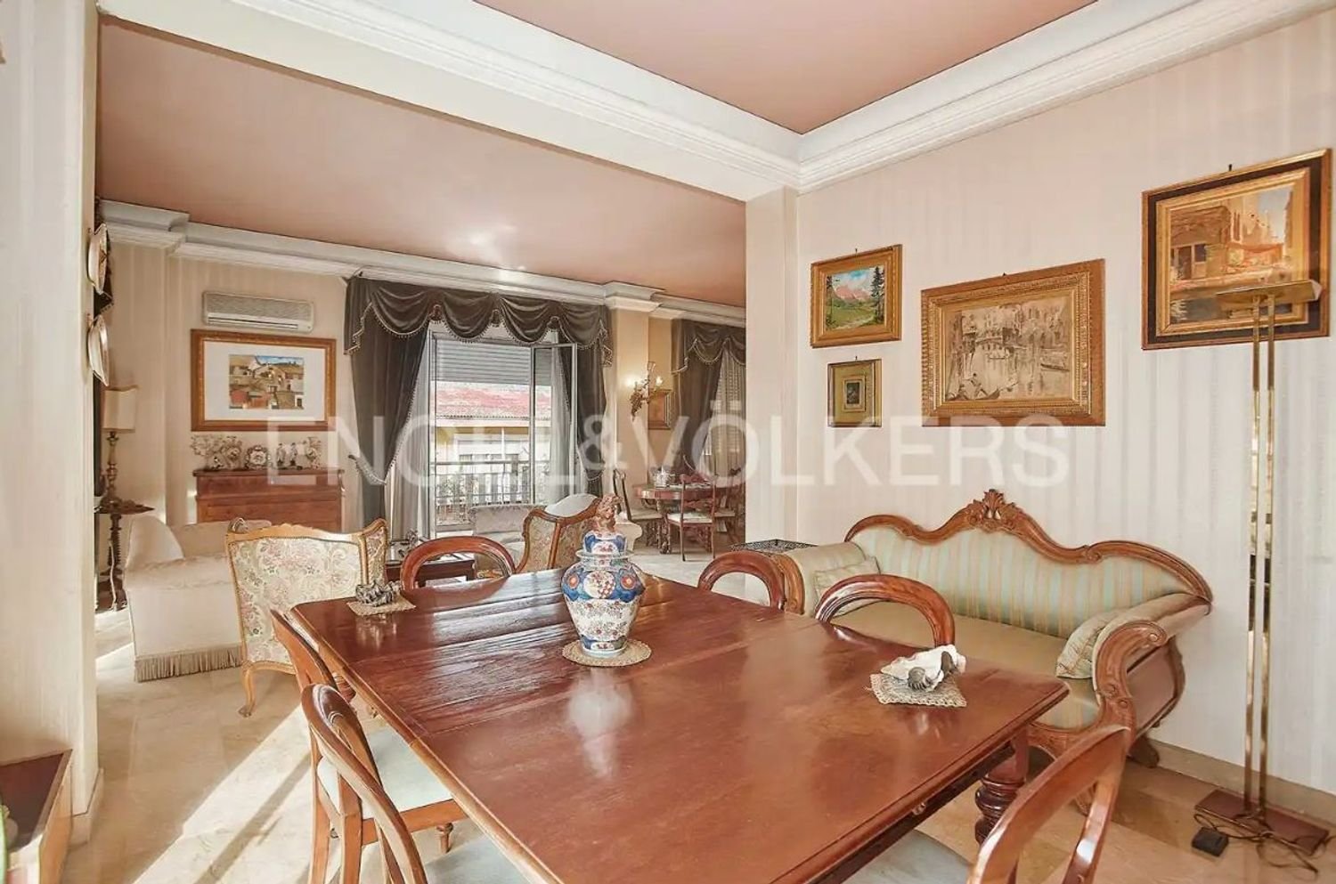 8-Zimmer Wohnung in Palermo, Italy, Nr. 109328