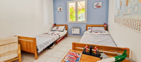 4 bedrooms Villa in Uzes, France No. 283452 19