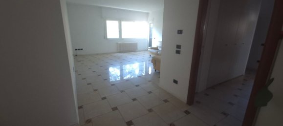 6 rooms Apartment in Trento, Italy No. 167080 23