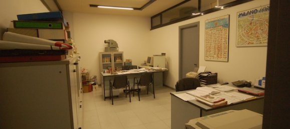 90m² Commercial property in San Benedetto del Tronto, Italy No. 75721 8