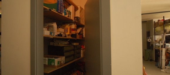 90m² Commercial property in San Benedetto del Tronto, Italy No. 75721 7