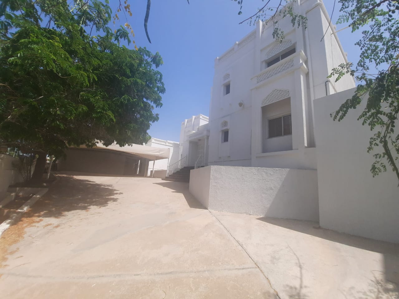 6 Schlafzimmer Villa in Madinat as'Sultan Qaboos, Oman, Nr. 1435