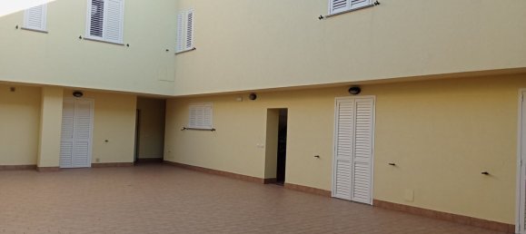 Квартира с 3 комнатами в Торторето, Италия № 256948 5