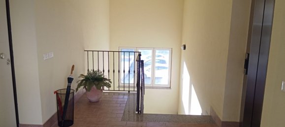 Квартира с 3 комнатами в Торторето, Италия № 256948 2