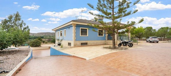 5 bedrooms House in Alicante, Spain No. 184293 2