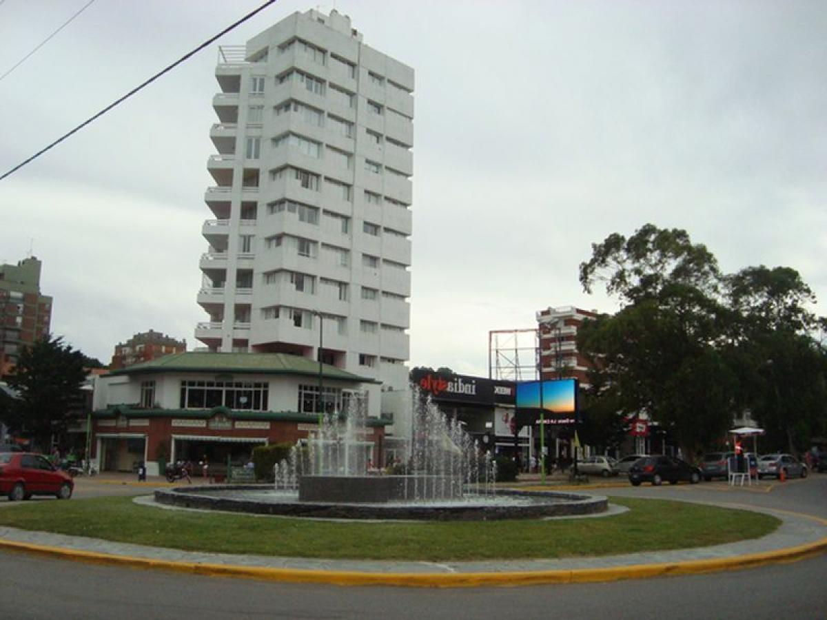 3 bedrooms Apartment in Mar del Plata, Argentina No. 67359