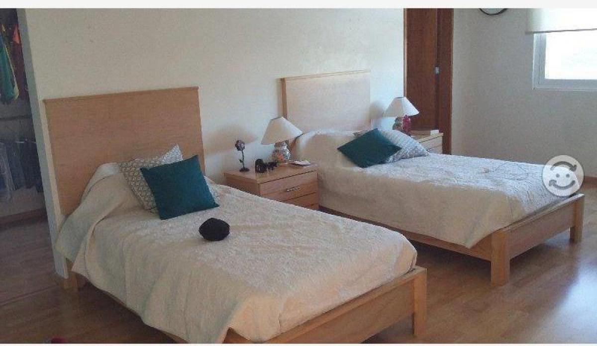 3 bedrooms House in Queretaro, Mexico No. 158868