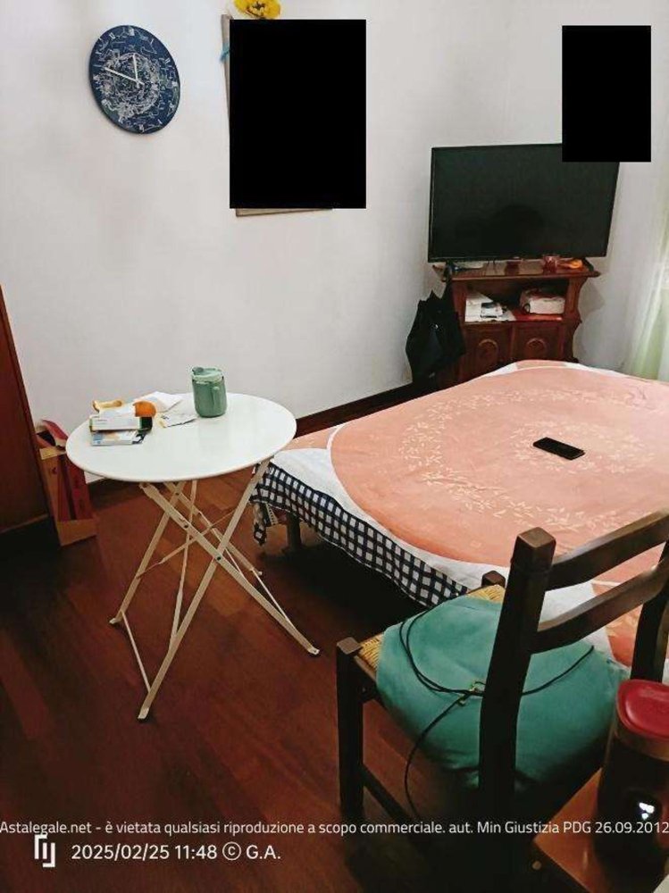 5 bedrooms Apartment in Varese, Italy No. 383583