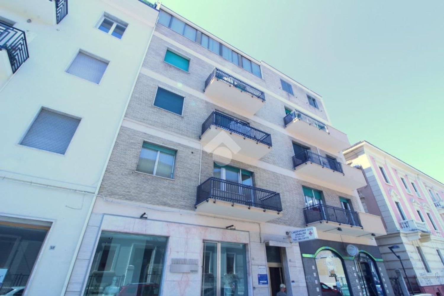 4 غرف نوم شقة في Pescara, Italy رقم 323656