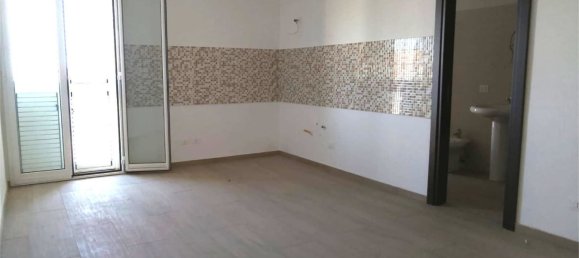 Apartamento de 3 dormitorios en Paternò, Italy No. 327383 23