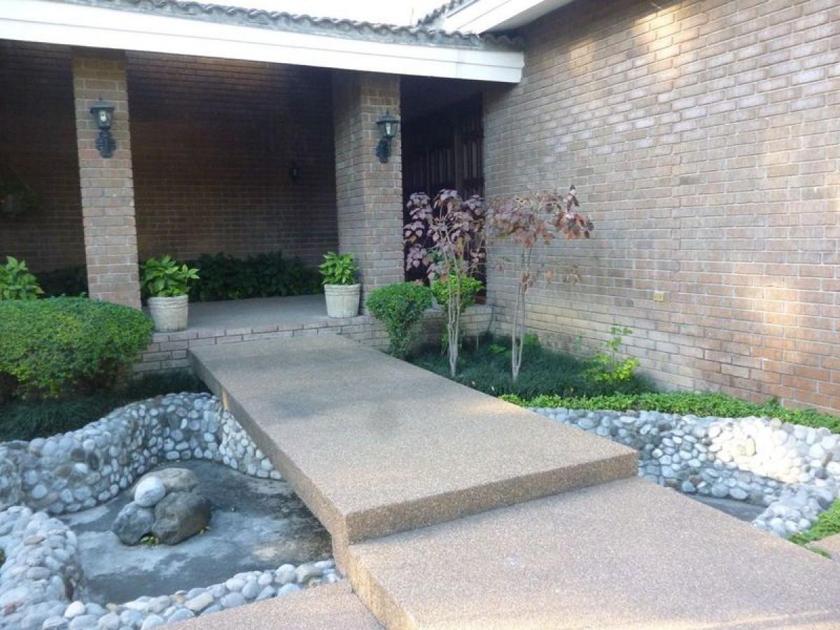 Casa T3 em Nuevo Leon, Mexico N.º 148388