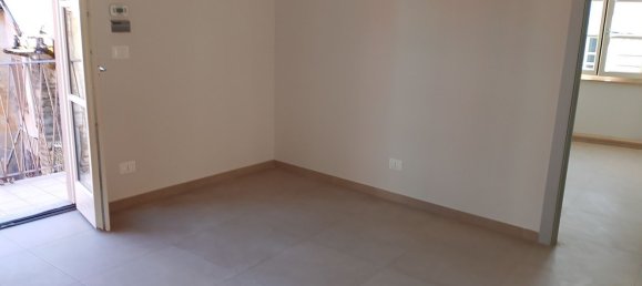 3 bedrooms Apartment in Barge, Italy No. 362617 9