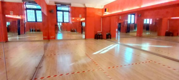  عقار تجاري في Pescara, Italy 225متر مربع رقم 271275 17