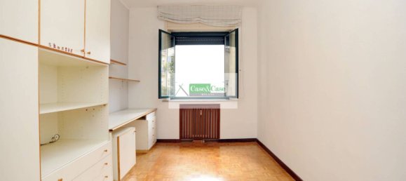 2 bedrooms Apartment in Milan, Italy No. 331599 36