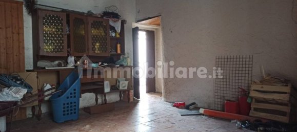 2 bedrooms House in Baronissi, Italy No. 137897 2